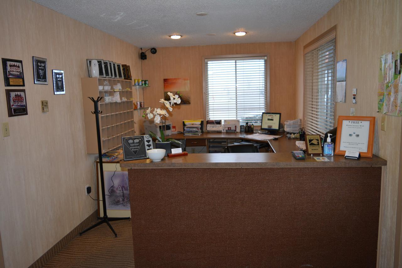 Strathroy Motor Inn Delaware Экстерьер фото